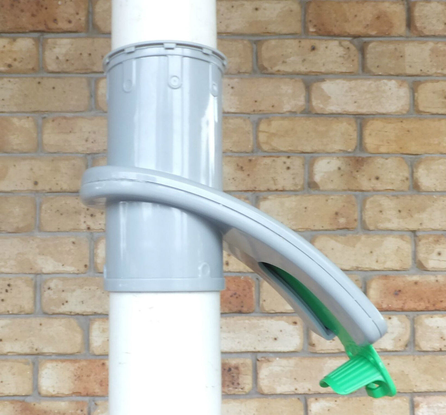 EmberArresta - 90mm Gutter Outlet & or Downpipe Valve - bought 2021 -never used